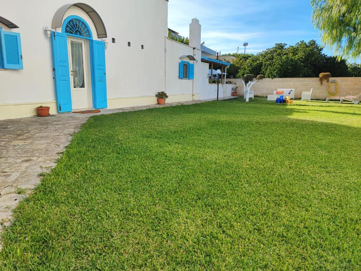 Bed and Breakfast Villino Tronchetto Bianco Mola di Bari Exterior foto