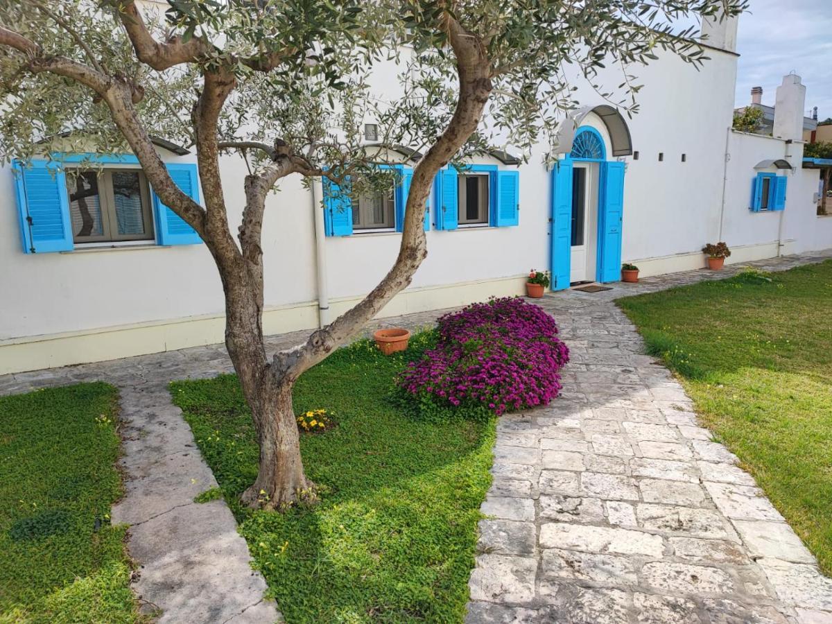 Bed and Breakfast Villino Tronchetto Bianco Mola di Bari Exterior foto