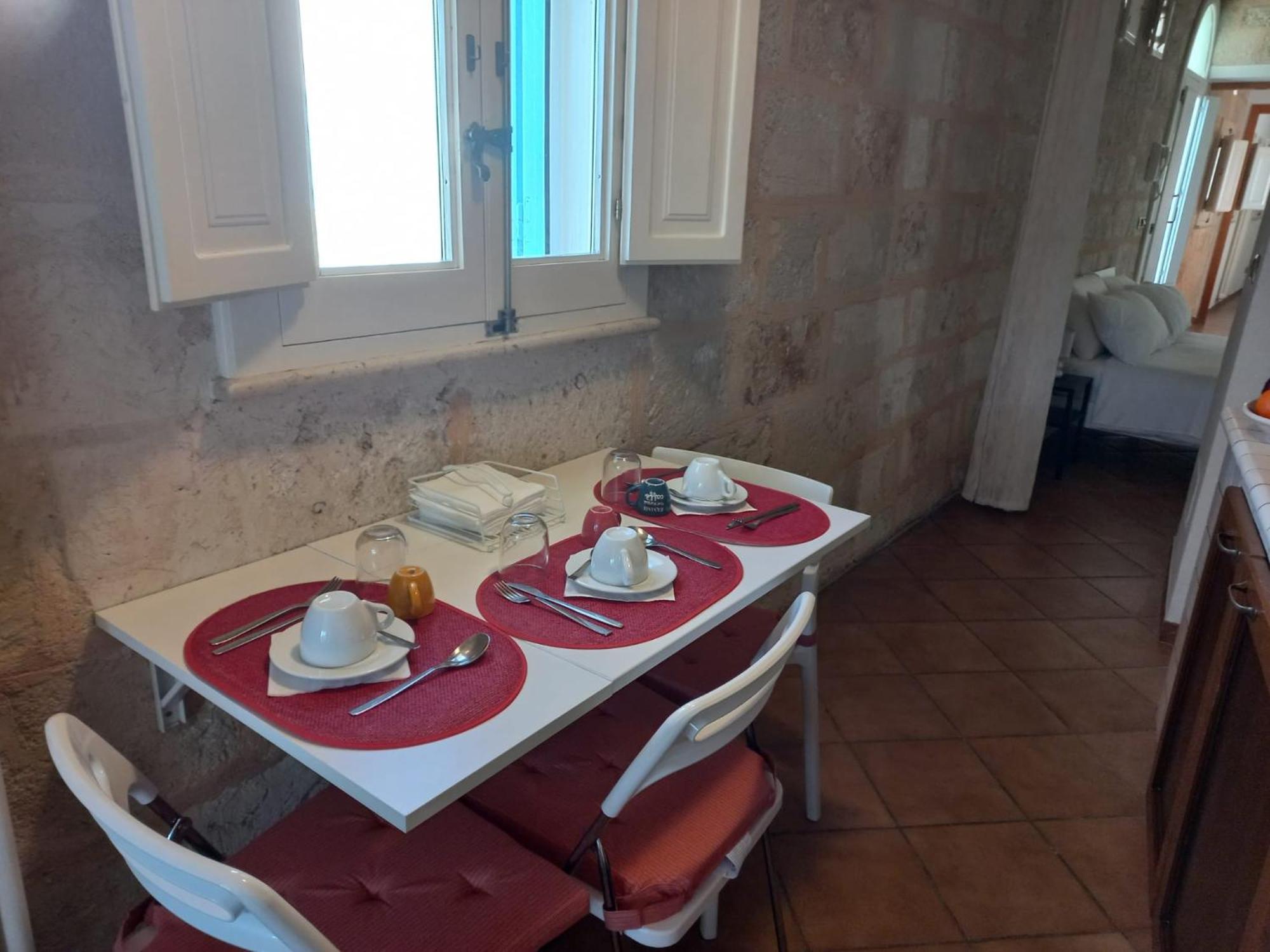 Bed and Breakfast Villino Tronchetto Bianco Mola di Bari Exterior foto